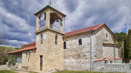 Πάσχα στο Κάτω Νευροκόπι: Οδοιπορικό στις μεταβυζαντινές εκκλησίες του - Η ορθόδοξη παράδοση συναντά τη φυσική ομορφιά
