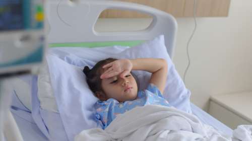 Με 5 αναπνευστικούς ιούς ταυτόχρονα πολλά παιδιά - Ενα στα δέκα χρειάζεται νοσηλεία