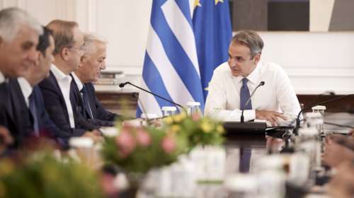 Μητσοτάκης με την ΚΕΔΕ: Έχουμε ακόμα αρκετά ανοιχτά ζητήματα - Για την καλύτερη θεσμική θωράκιση της Αυτοδιοίκησης