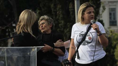 Τέμπη: Μετά την Μαρία Καρυστιανού και άλλη συγγενής καταγγέλλει ότι δέχθηκε απειλές - &quot;Δεν είσαι η μόνη…&quot;