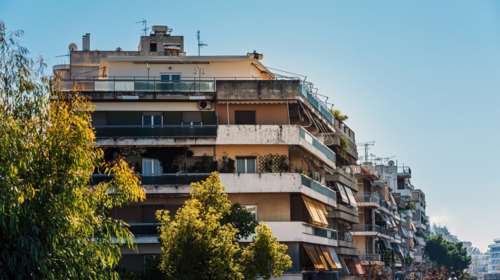 Το σχέδιο της Κομισιόν για την αντιμετώπιση της στεγαστικής κρίσης - 1,3 εκατ. άνθρωποι στην ΕΕ είναι άστεγοι