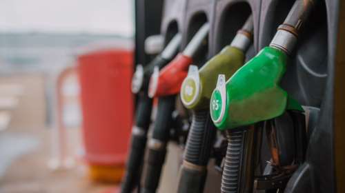 Fuel Pass 2: Άνοιξε η πλατφόρμα για τα ΑΦΜ που λήγουν σε 1,2 και 3 - Τα ποσά, οι δικαιούχοι και η διαδικασία αίτησης