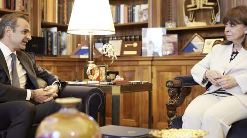 Εκλογές 2023: Στο Προεδρικό Μέγαρο ο Μητσοτάκης - Ζήτησε επισήμως τη διάλυση της Βουλής