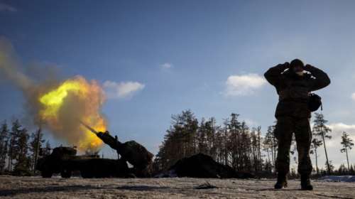 Πόλεμος στην Ουκρανία: Το Κίεβο καλεί τους άρρενες υπηκόους της στο εξωτερικό να παρουσιαστούν σε στρατολογικά κέντρα