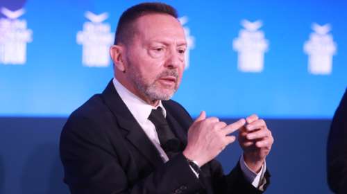Προειδοποίηση Στουρνάρα: Αν δεν μειώσει εγκαίρως τα επιτόκια, η Ευρώπη κινδυνεύει να χάσει το τρένο της ανάπτυξη
