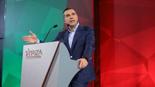 Τσίπρας από Δράμα: "Απαραίτητη η πρωτιά του ΣΥΡΙΖΑ για να ηττηθεί η Μητσοτάκης ΑΕ"