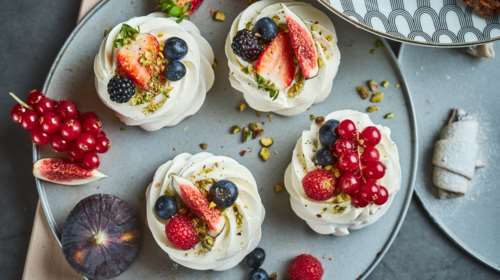 Εορτολόγιο: Μεγάλη γιορτή σήμερα 8 Νοεμβρίου - Τι γιορτάζουμε, σε ποιους να ευχηθείτε