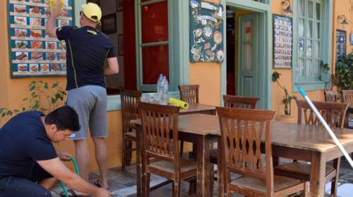 Πρεμιέρα για την 4η φάση άρσης των μέτρων: Ανοίγει η εστίαση, ελεύθερες οι μετακινήσεις στα νησιά