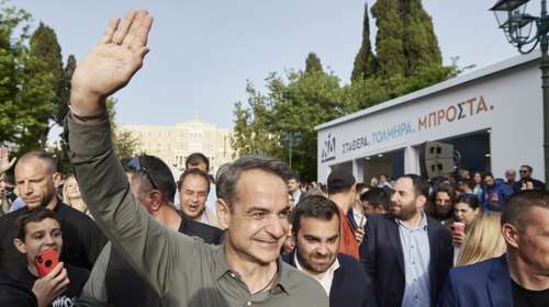 Μητσοτάκης: &quot;Την άλλη Κυριακή θα γιορτάσουμε νίκη της ΝΔ και νίκη του Ολυμπιακού στο Final-4&quot;