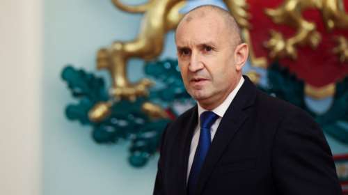 Παραιτήθηκε ο πρόεδρος της Βουλγαρίας, Ρούμεν Ράντεφ