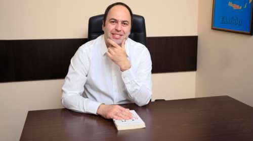 Το ΠΑΣΟΚ στηρίζει τον Δαμιανό Καγγελίδη για την Περιφέρεια Ανατολικής Μακεδονίας - Θράκης