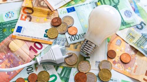 Νέο ιστορικό ρεκόρ στην τιμή του ρεύματος: Στα 466,03 ευρώ η μεγαβατώρα