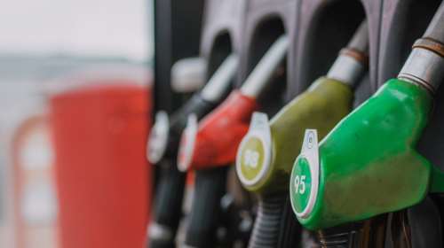 Fuel Pass 2: Την Δευτέρα ανοίγει τελικά η πλατφόρμα για επιδότηση καυσίμων από 60 έως 100 ευρώ - Η διαδικασία και οι δικαιούχοι