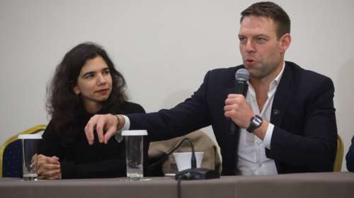 Κασσελάκης σε νέους επιχειρηματίες: &quot;Η πολιτική του ΣΥΡΙΖΑ προς τη μεσαία τάξη ήταν σκληρή και τιμωρητική&quot;