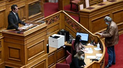 Κόντρα Πλεύρη-Πολάκη για ασθενή που χρειαζόταν μονοκλωνικά: "Δεν χωρούν τραμπουκισμοί" - "Θα σας πάρει ο δι@ολος"