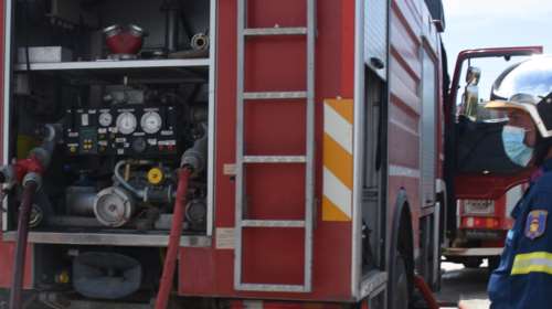 Φωτιά τώρα στην Άνδρο: Μήνυμα 112 για εκκένωση τεσσάρων οικισμών - Ισχυροί οι άνεμοι στο νησί