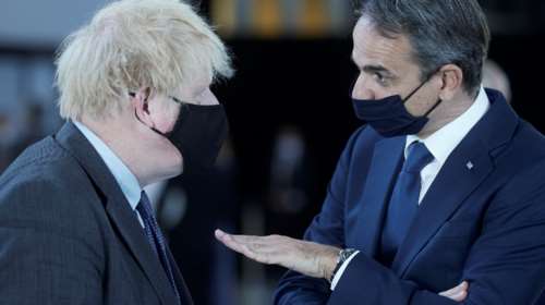 Μητσοτάκης σε Τζόνσον: Ασφαλής χώρα η Ελλάδα- Μην κάνετε διακρίσεις, αφήστε τους τουρίστες να έρθουν