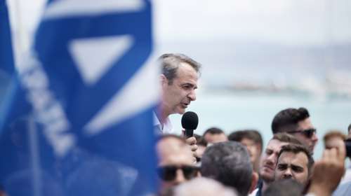 Μητσοτάκης: Η απάντηση για το &quot;νέο τροπάριο των αντιπάλων για παντοδυναμία&quot; -  &quot;Παντοδύναμος είναι μόνο ο λαός&quot;