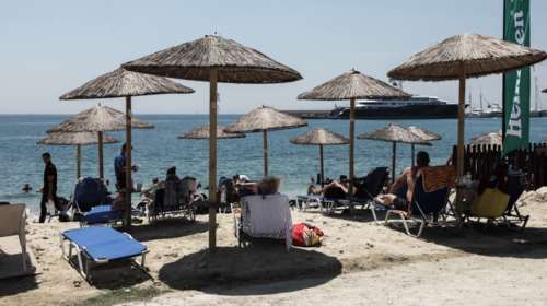 Καιρός: &quot;Φούρνος&quot; η χώρα έως και την Κυριακή – Αφόρητος καύσωνας με 43άρια και αφρικανική σκόνη