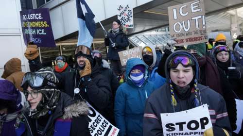 ΗΠΑ: Ο Τραμπ έβγαλε στους δρόμους... όλη τη Μινεσόσα - Γενική απεργία και διαδηλώσεις κατά της ICE