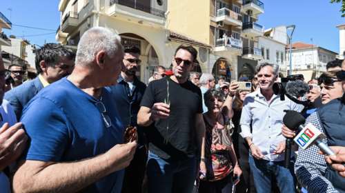 Ο Κασσελάκης στην Τρίπολη με τον Τάιλερ και τη Φάρλι : Δεν χρειαζόμαστε την αλαζονεία του 41% [εικόνες]