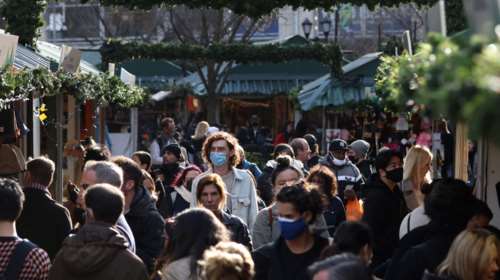 Μετάλλαξη Όμικρον: Ανησυχητική έρευνα από το Imperial College - &quot;Καμία ένδειξη ότι είναι ηπιότερη από τη Δέλτα&quot;