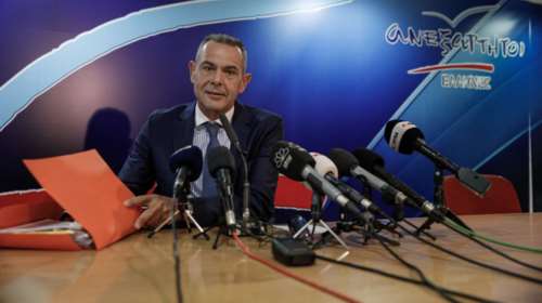 Πάνος Καμμένος: Βίλα 650 τ.μ. με γονική παροχή στη Γλυφάδα και 115.000 ευρώ για αγορά 20μετρου σκάφους - Το πόθεν έσχες