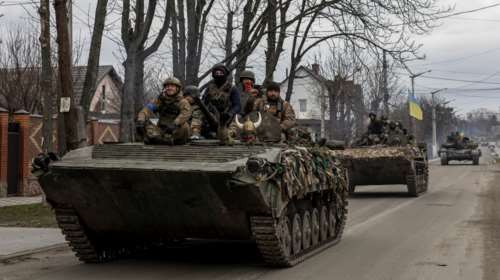 &quot;Στην ανατολική Ουκρανία θα γίνει η μεγαλύτερη αρματομαχία μετά τον Β&#39; Παγκόσμιο Πόλεμο&quot;: Τρομάζει ο Πολωνός πρωθυπουργός