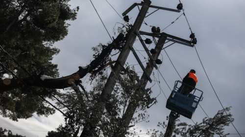 Απίστευτο: Συνεργείο πήγε στο Χαλάνδρι για να αποκαταστήσει το ρεύμα και βύθισε στο σκοτάδι όλη τη γειτονιά