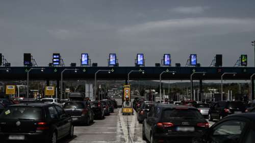 Πάσχα: Έξοδος ρεκόρ μετά από δύο χρόνια πανδημίας - Πάνω από 325.000 οχήματα εγκατέλειψαν την Αθήνα