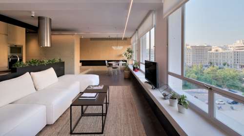 Ένα συγκλονιστικό loft με θέα τη Σταδίου - Όαση στο κέντρο της Αθήνας [εικόνες]