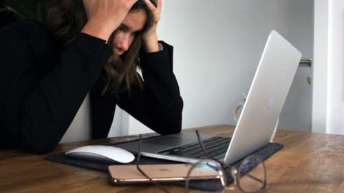 Απάτη με e-shop: Πελάτες δεν έλαβαν ποτέ τα προϊόντα που αγόρασαν - Το κατάστημα &quot;εξαφανίστηκε&quot; μέσα σε έναν μήνα