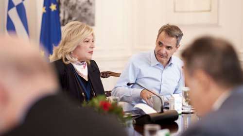 Βία ανηλίκων: Σύσταση επιτροπής σοφών από τον Μητσοτάκη για την πρόληψη της παραβατικότητας - Ποιοι την αποτελούν