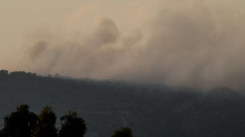 Προς Πετρούπολη η φωτιά στα Άνω Λιόσια – Εμπρησμό στο Σούνιο &quot;βλέπει&quot; ο Δήμαρχος Λαυρεωτικής