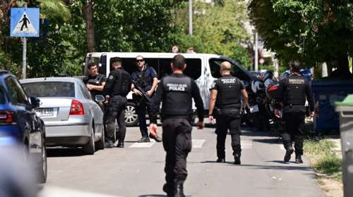 Χαλάνδρι: Στο σώμα της 47χρονης έμεινε η λάμα από το μαχαίρι του 28χρονου - Eπιτέθηκε με πρωτοφανή αγριότητα