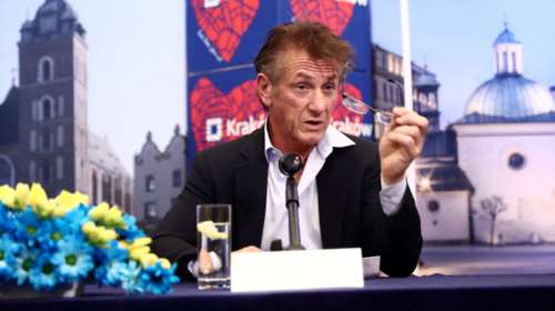 Ο Σον Πεν θα βοηθήσει την Κρακοβία να φιλοξενήσει Ουκρανούς πρόσφυγες