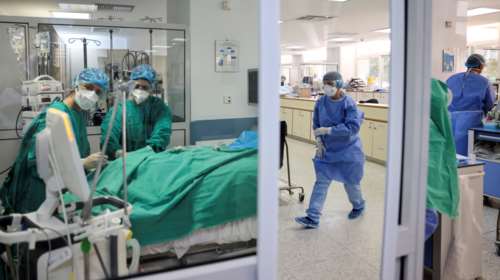 Κορονοϊός: Δεν πέφτουν κάτω από 100 οι θάνατοι  - 18.825 νέα κρούσματα και 561 διασωληνωμένοι