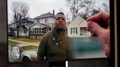 ΗΠΑ: Οργή για τη δολοφονία Αφροαμερικανού από αστυνομικό- Ο διάλογος με τους αστυνομικούς πριν τον σκοτώσουν [βίντεο]