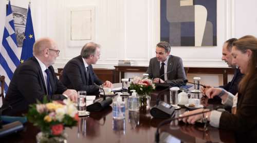 Συνάντηση Μητσοτάκη με την αποστολή της ΕΕ για την αναβάθμιση των σιδηροδρόμων: &quot;Θα αξιοποιήσουμε την εμπειρία σας&quot;