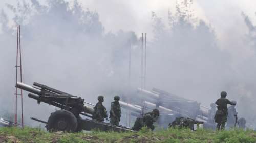 Η Ταϊβάν απορρίπτει το μοντέλο &quot;μια χώρα, δύο συστήματα&quot; της Κίνας - Διεξάγει νέα γυμνάσια με πραγματικά πυρά