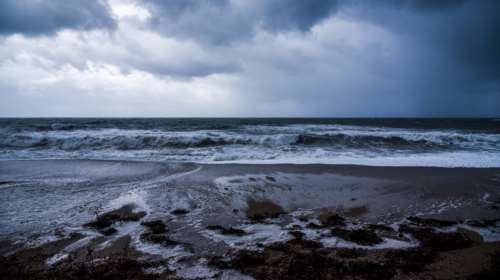 Καιρός: Επικίνδυνοι θυελλώδεις άνεμοι από σήμερα που θα φθάνουν τα εννέα μποφόρ -  Πολύ ισχυρές ριπές και στην Αθήνα