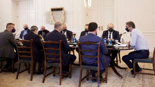 Μητσοτάκης για εστίαση: Οι εμβολιασμένοι δεν θα στερηθούν τις ελευθερίες τους - 140.000 νέα ραντεβού για πρώτη δόση εμβολίου