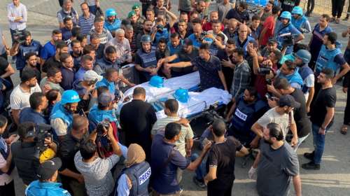 Γέμισαν τα νοσοκομεία της Γάζας: Δεν προλαβαίνουν οι γιατροί, πεθαίνουν τραυματίες στην αναμονή