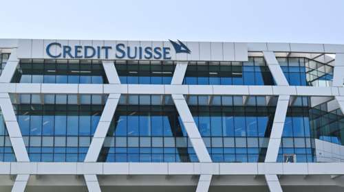 FAZ: Ευθύνεται και η ηγεσία της Credit Suisse για τα προβλήματα της Τράπεζας