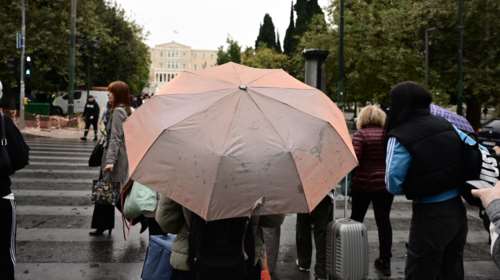 Καιρός: Πού θα επιμείνουν σήμερα οι βροχές - Οι πρώτες εκτιμήσεις για το Πάσχα