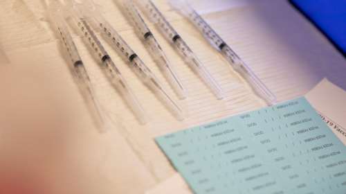 Κορονοϊός: Νέα έρευνα για τα επικαιροποιημένα διδύναμα εμβόλια και την επιπρόσθετη προστασία που παρέχουν