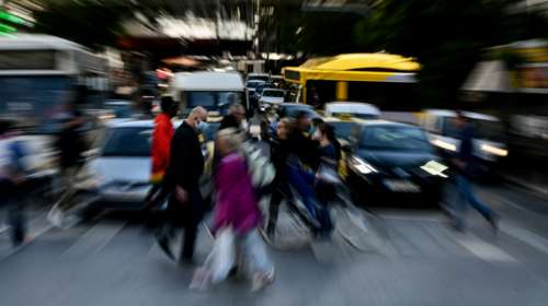 Αυτά είναι τα νέα μέτρα: Μάσκες παντού και λουκέτο στην εστίαση στη 1 το πρωί - Εκτιμήσεις για πάνω από 6.000 κρούσματα σήμερα