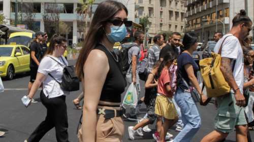 Κορονοϊός: Σταθερά ψηλά τα νέα κρούσματα, στα 3.493 - Αύξηση στους θανάτους και τους διασωληνωμένους