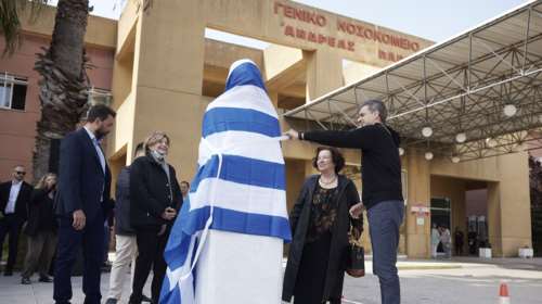 Ρόδος: Στα αποκαλυπτήρια της προτομής του Δημήτρη Κρεμαστινού ο Μητσοτάκης