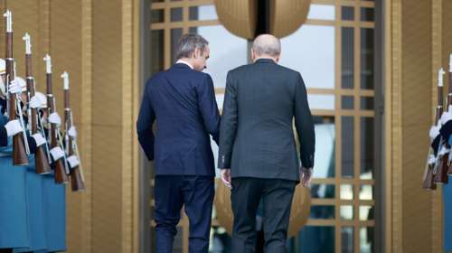 Η αποτίμηση της συνάντησης Μητσοτάκη-Ερντογάν και η έμμεση απάντηση σε Σαμαρά και Καραμανλή